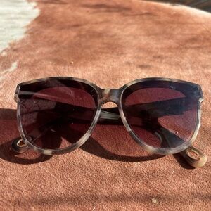 Lele Sadoughi tortoise Brooklyn 100% UVA/UVB Protection